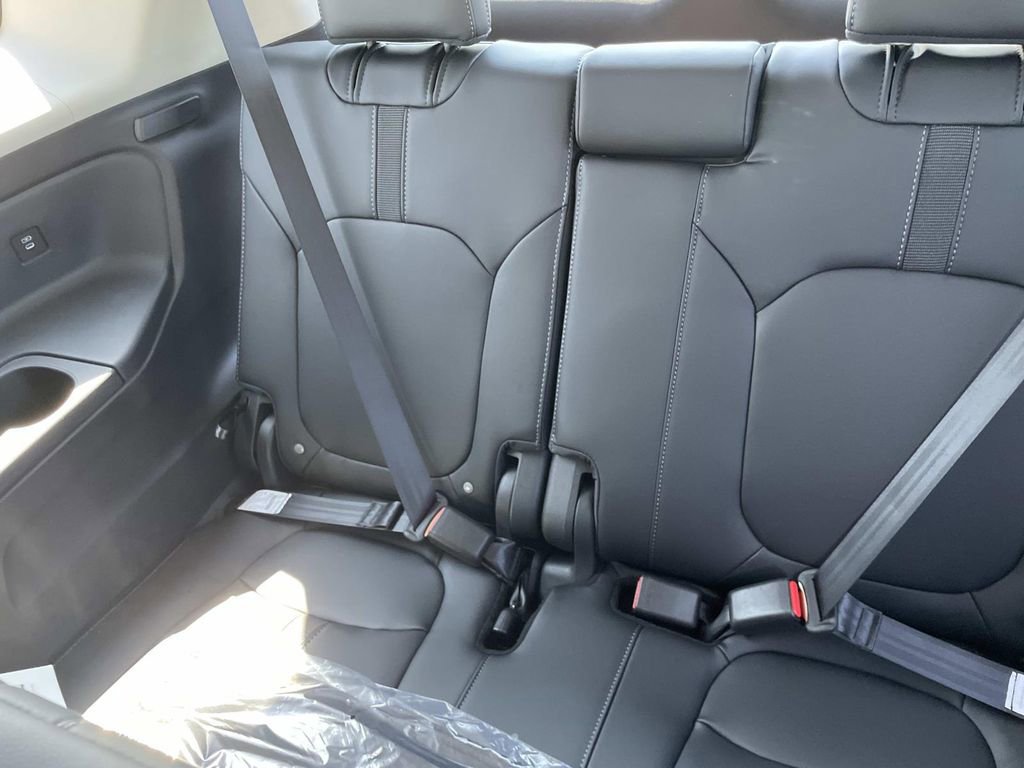 New 2025 Honda Pilot EX-L image 12