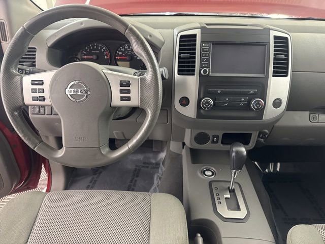 Used 2020 Nissan Frontier SV image 28