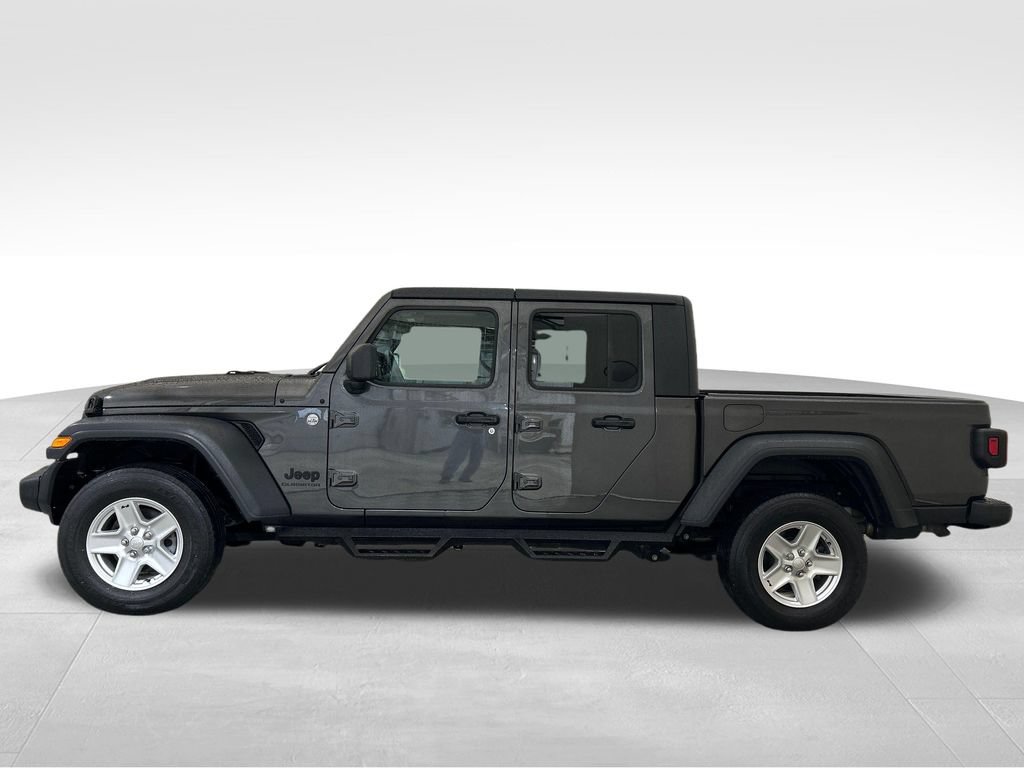 Used 2020 Jeep Gladiator Sport w/ Quick Order Package 24S AWD/4WD image 2