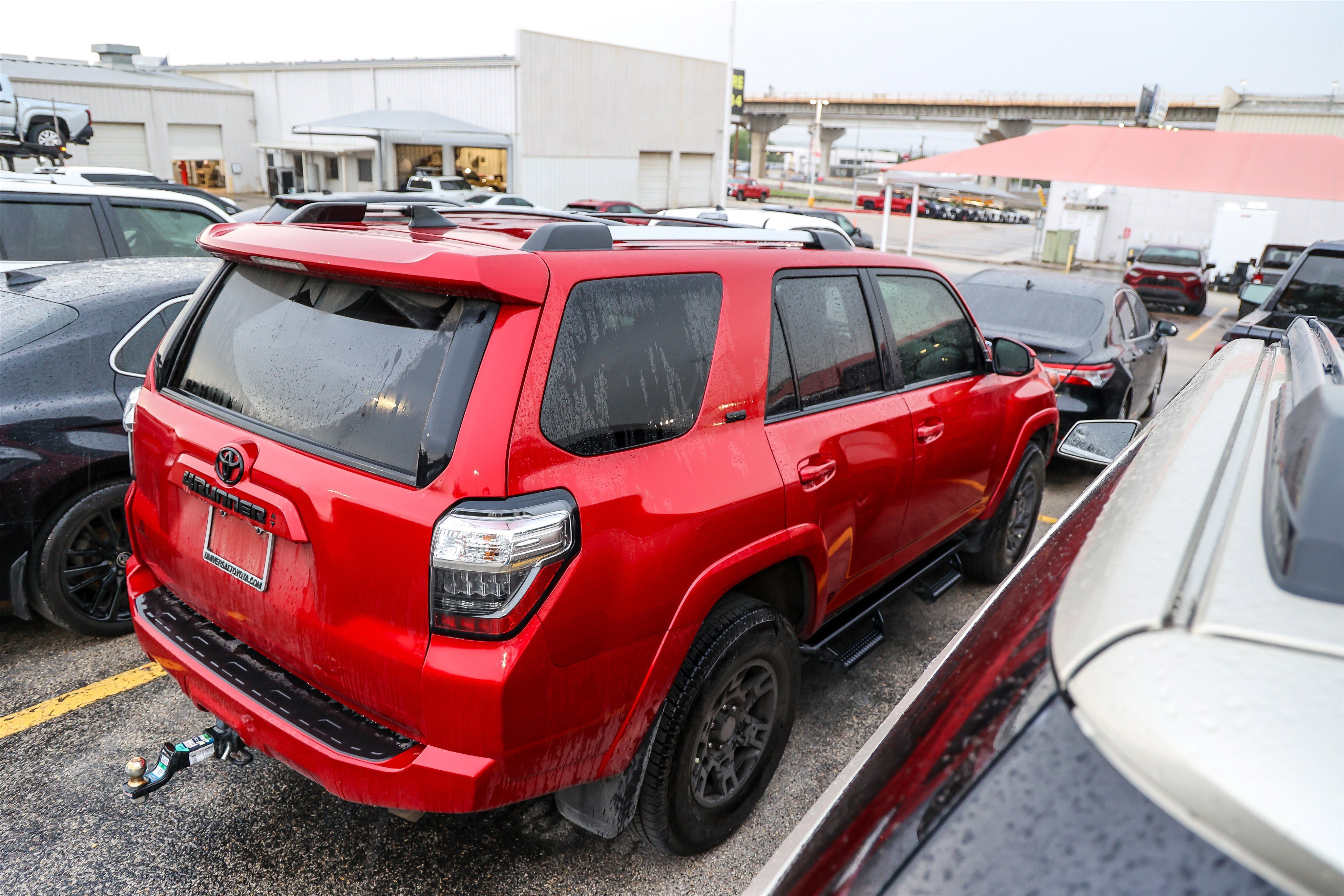 Used 2023 Toyota 4Runner SR5 AWD/4WD image 6