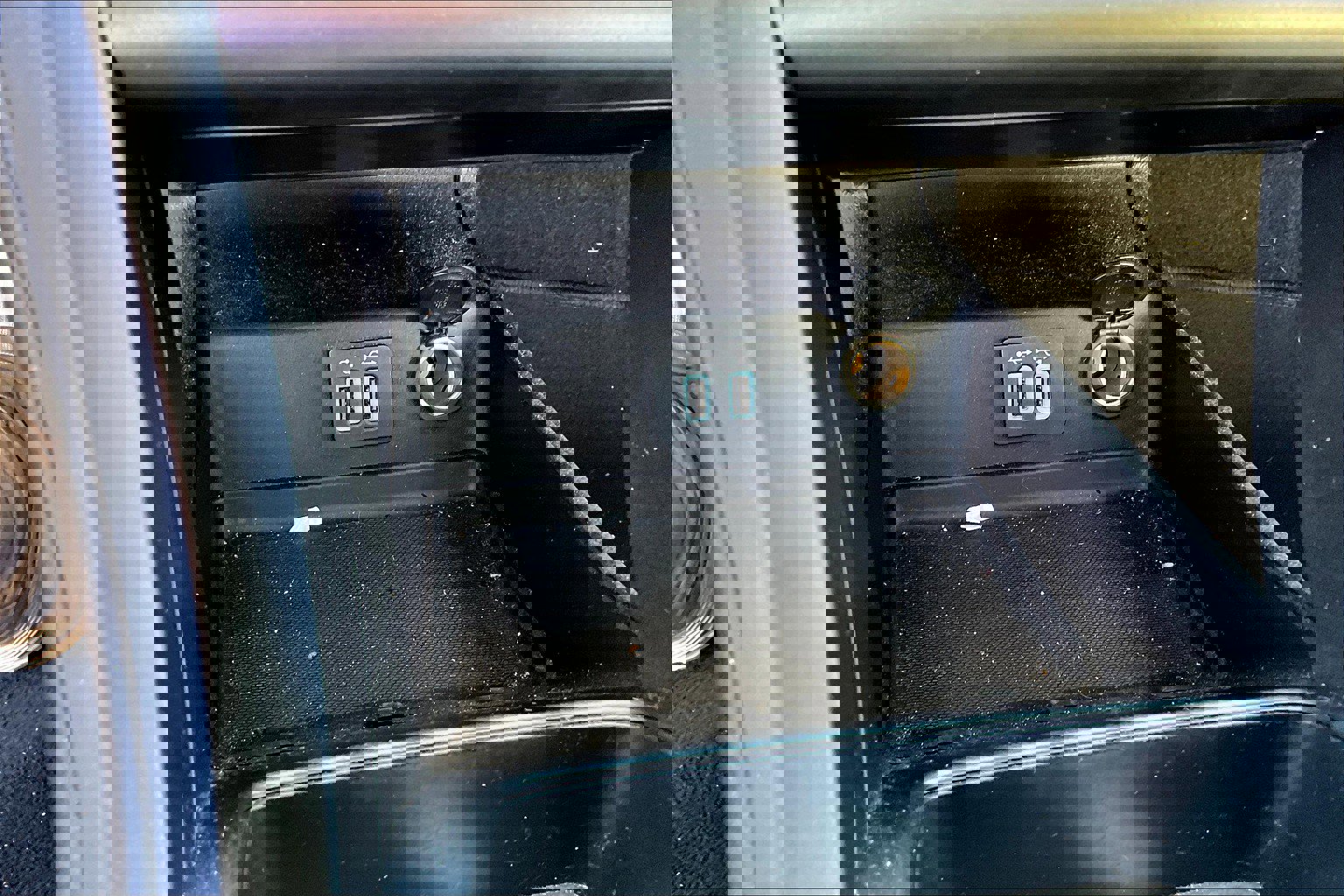 Used 2020 Ford Fusion SE w/ Equipment Group 151A image 33