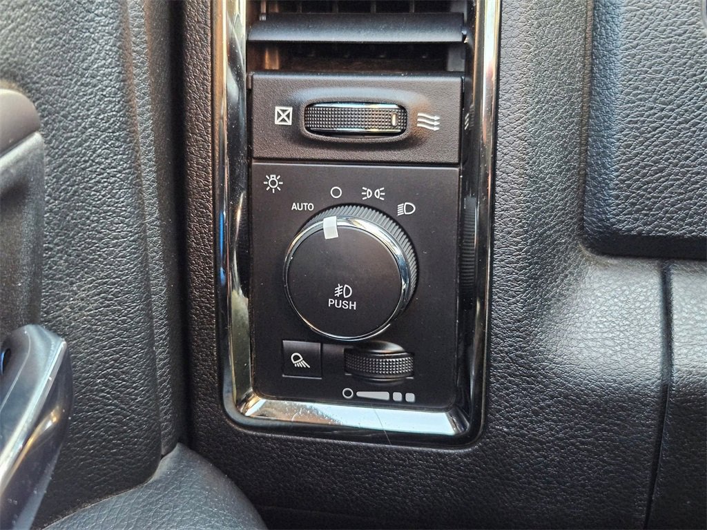 Used 2018 RAM 2500 Laramie w/ Sport Appearance Group image 20