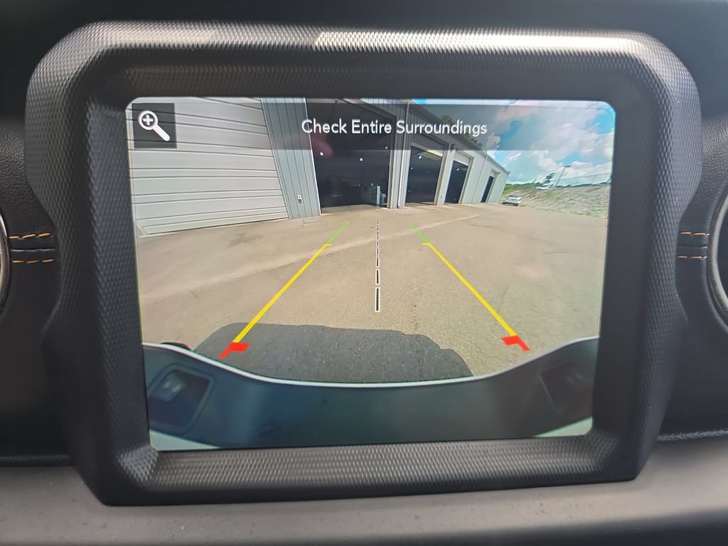 Used 2021 Jeep Gladiator Overland AWD/4WD image 22
