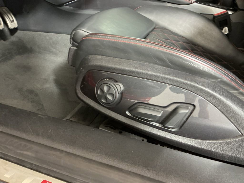 Used 2018 Audi TT RS w/ Technology Package image 26