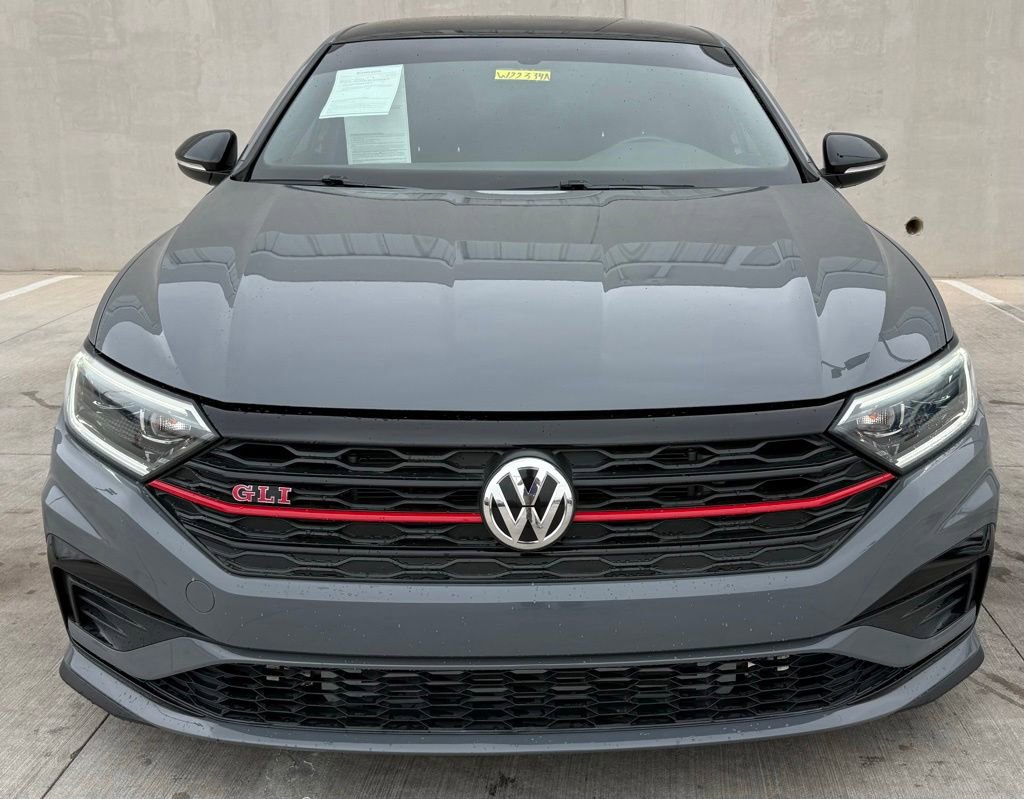 Used 2021 Volkswagen Jetta GLI FWD image 2