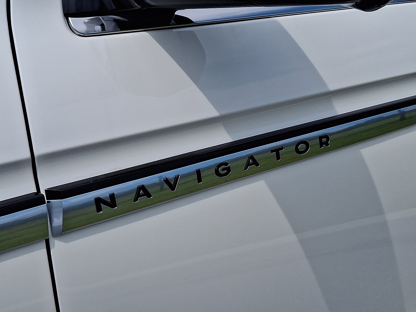 New 2027 Lincoln Navigator Reserve AWD/4WD image 22