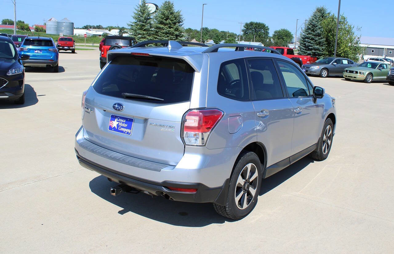 Used 2017 Subaru Forester 2.5i Premium image 5