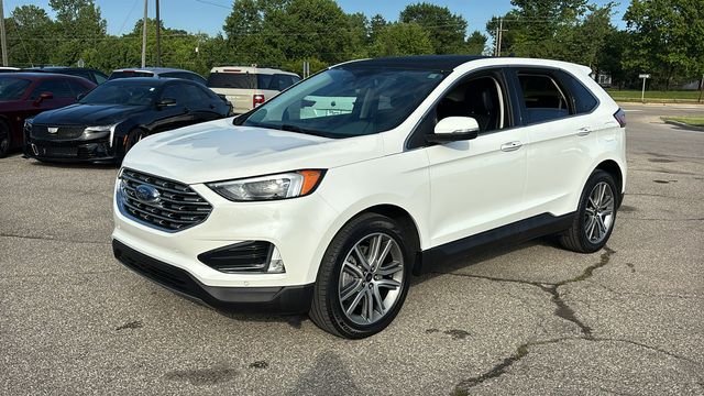 Used 2023 Ford Edge Titanium AWD/4WD image 3