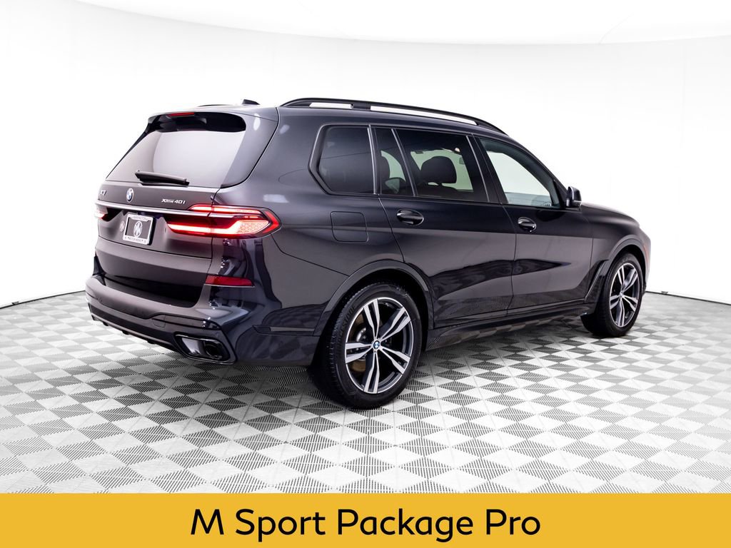 Used 2023 BMW X7 xDrive40i w/ M Sport Package AWD/4WD image 5