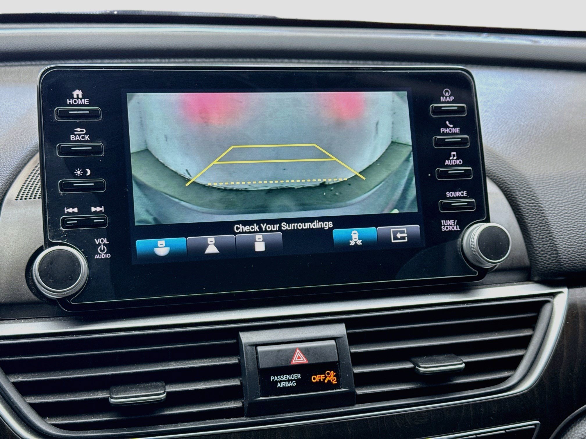 Used 2021 Honda Accord Touring image 10
