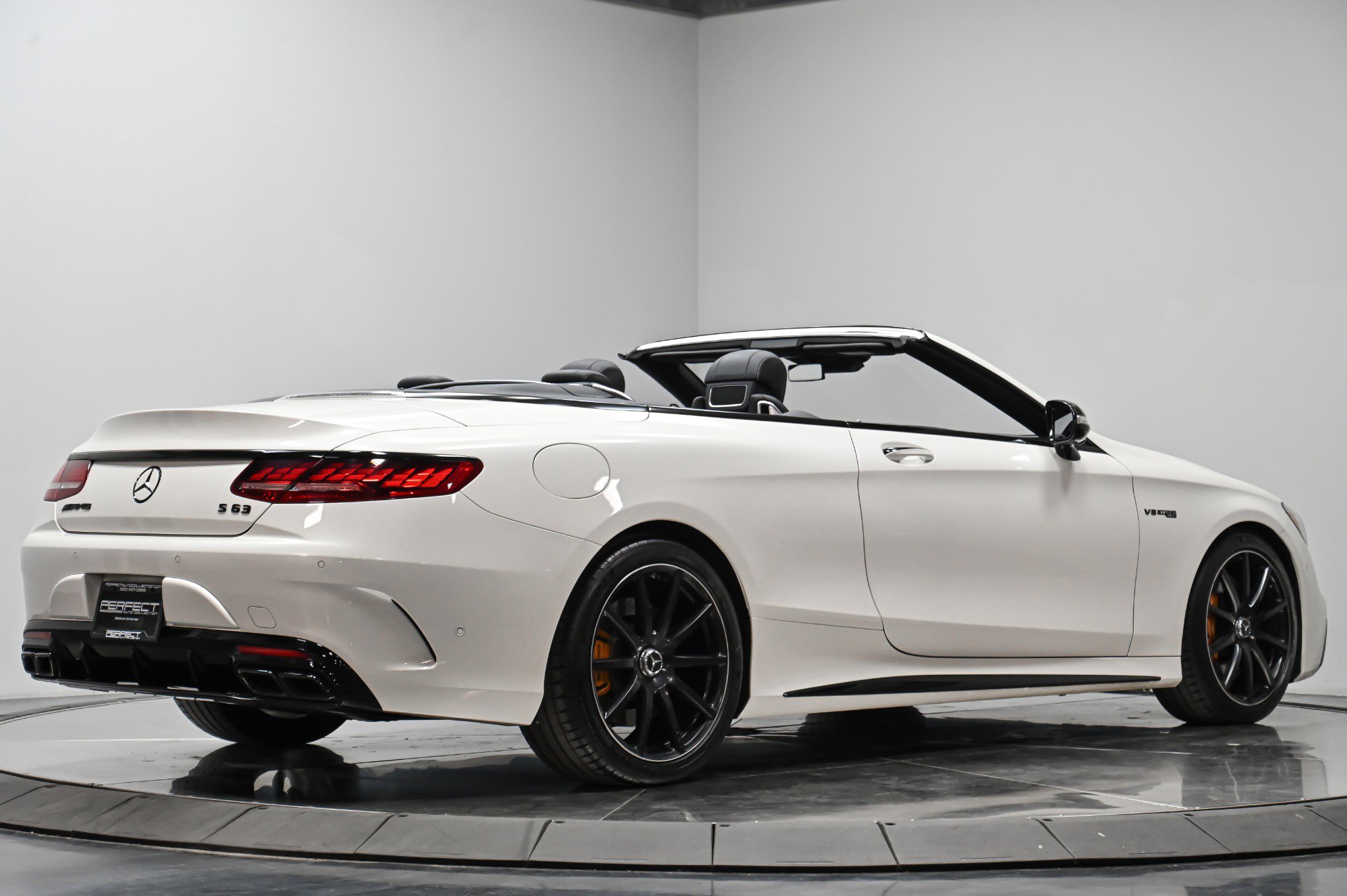 Used 2019 Mercedes-Benz S 63 AMG 4MATIC Cabriolet w/ Driver Assistance Package image 12