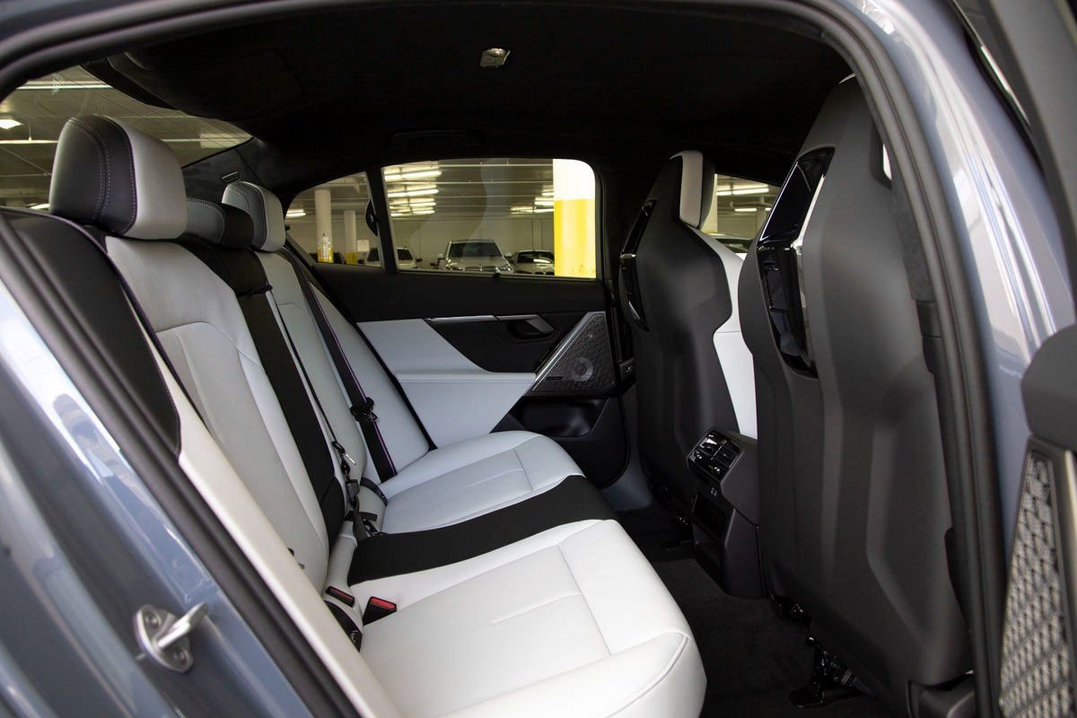 New 2026 BMW M5 w/ Carbon Package image 31