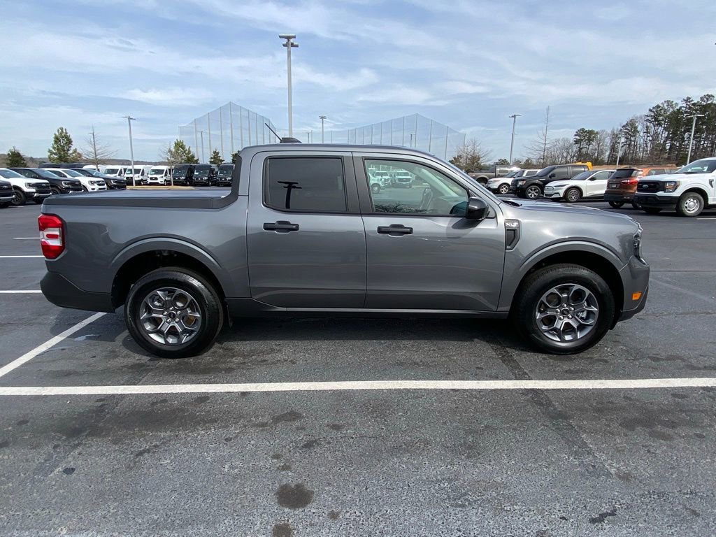 Certified 2025 Ford Maverick XLT w/ XLT Luxury Package image 8