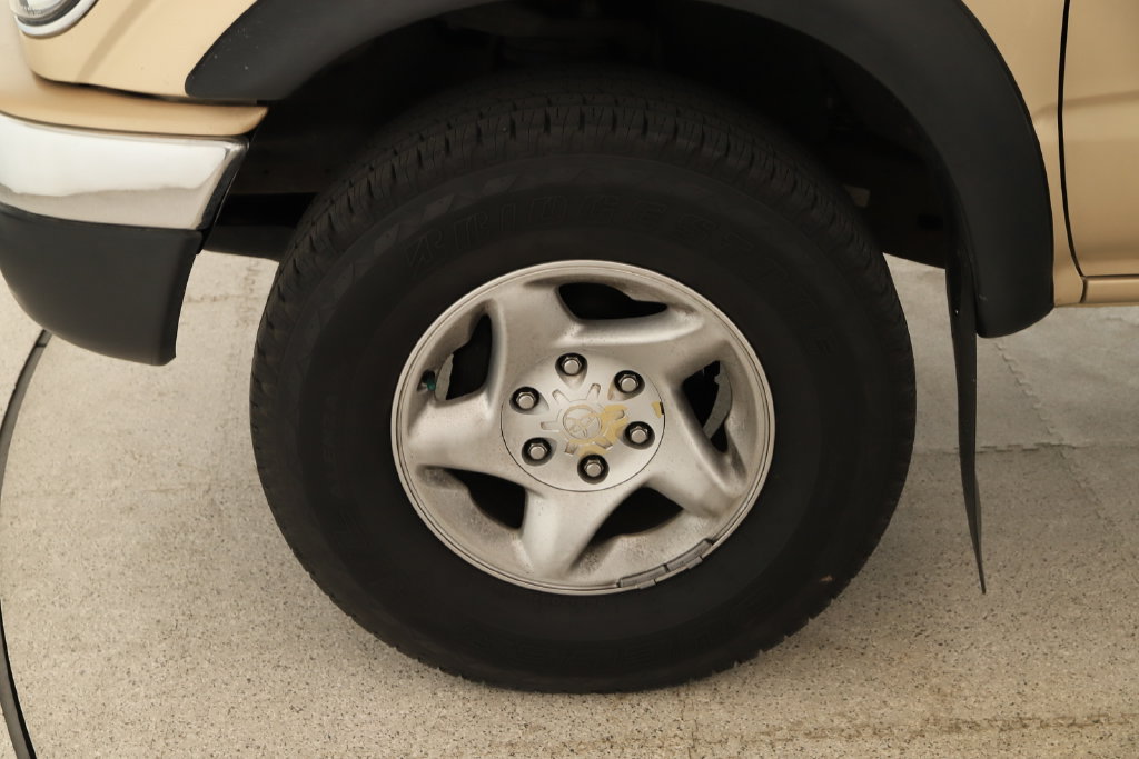 Used 2004 Toyota Tacoma PreRunner RWD image 26