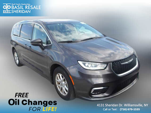 Used 2023 Chrysler Pacifica Touring-L