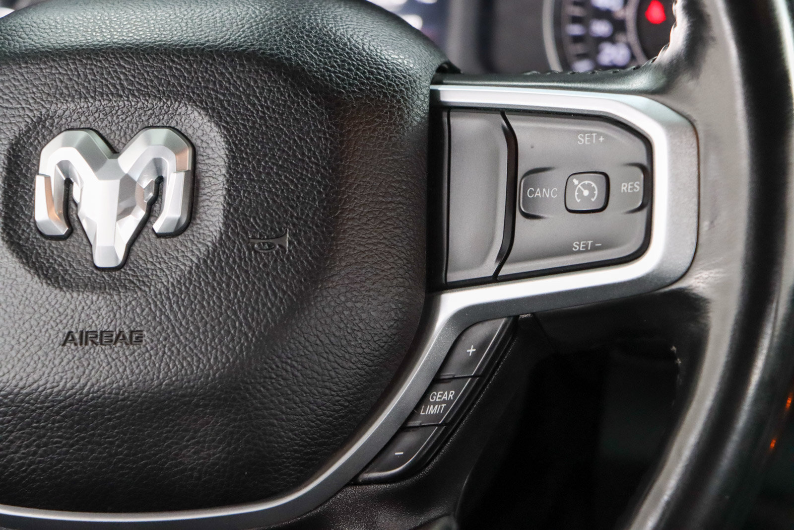 Used 2023 RAM 1500 Big Horn AWD/4WD image 15