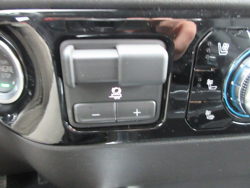 New 2026 GMC Sierra 3500 SLT image 20