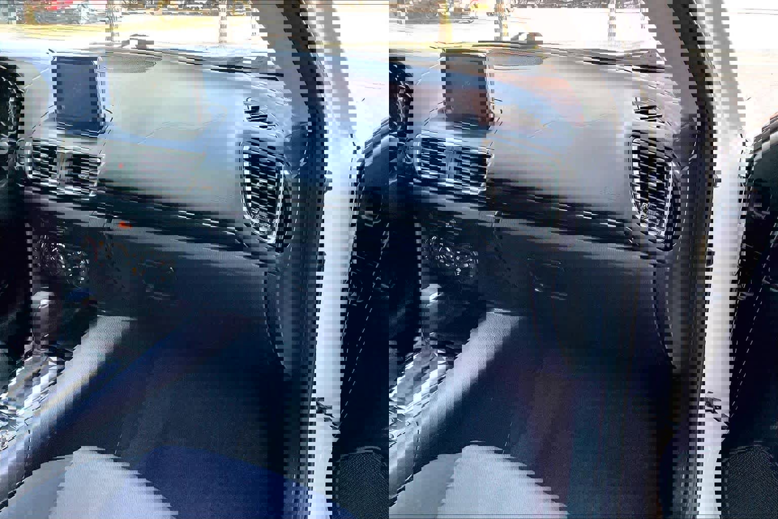 Used 2015 MAZDA MAZDA3 i Sport image 16