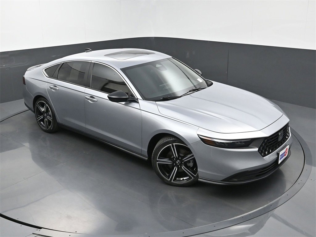 Used 2023 Honda Accord Sport image 28