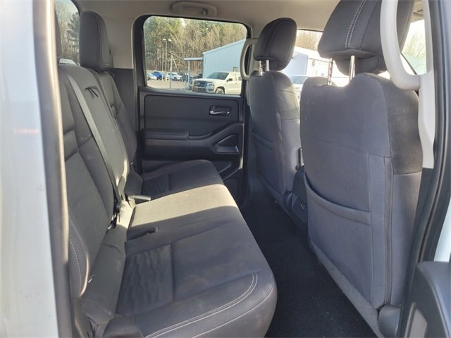 Certified 2022 Nissan Frontier SV image 15