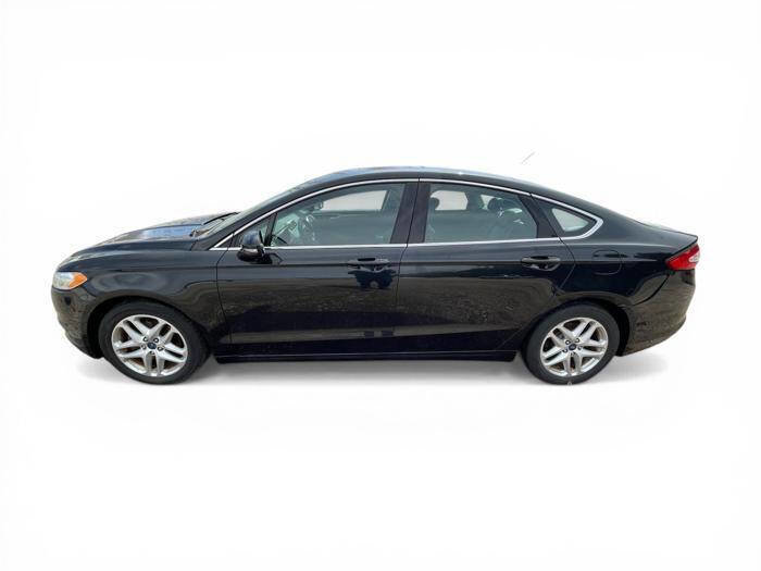 Used 2014 Ford Fusion SE w/ Equipment Group 202A image 2