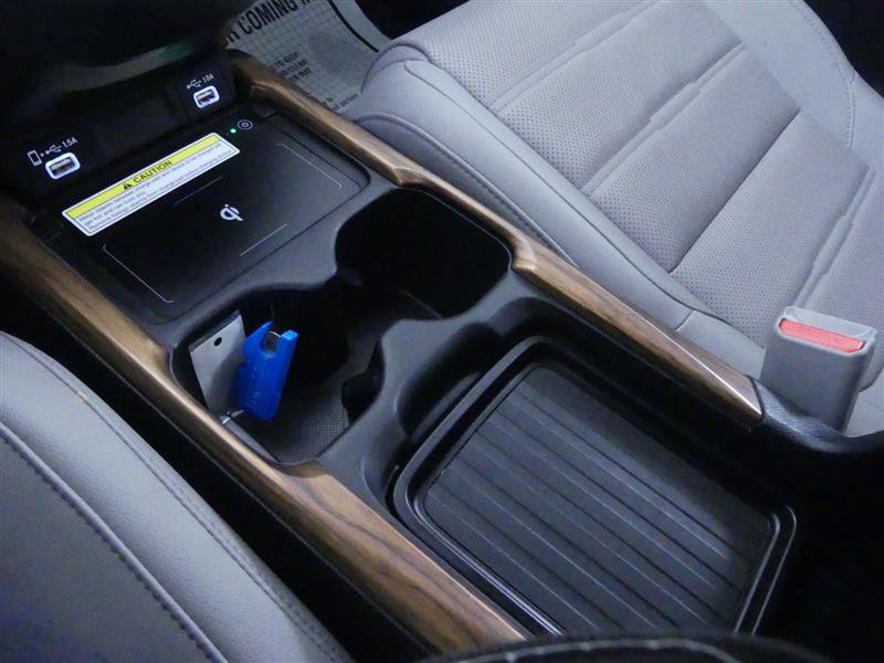 Used 2022 Honda CR-V Touring image 14