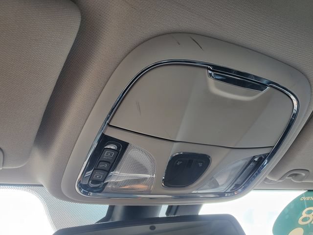 Used 2018 Jeep Cherokee Latitude Plus w/ Comfort/Convenience Group AWD/4WD image 35