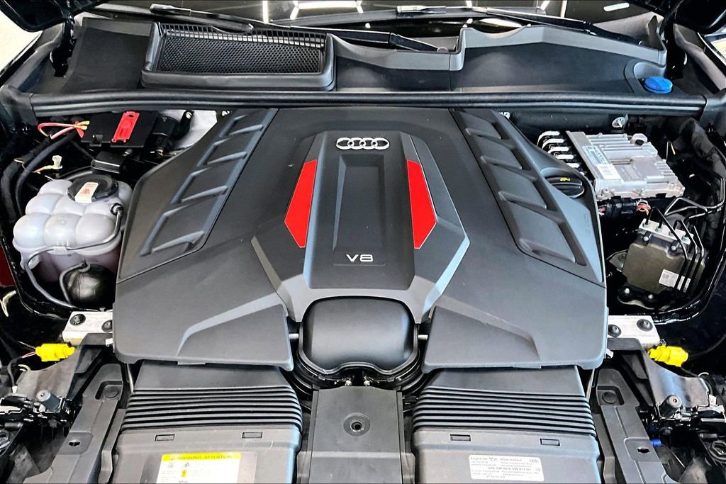 Used 2021 Audi SQ7 Premium Plus w/ Executive Package image 33