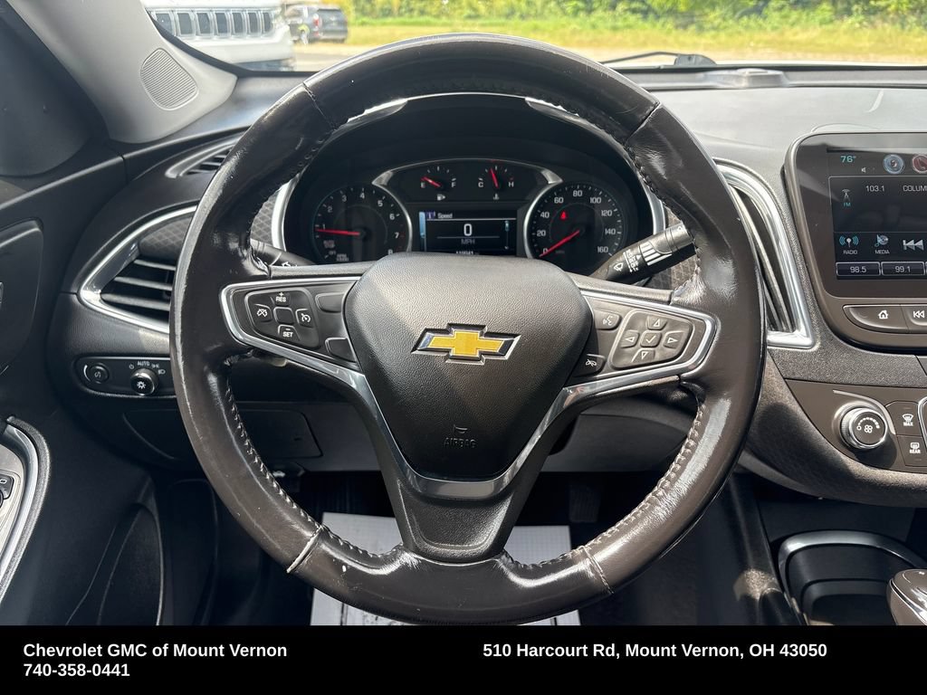 Used 2018 Chevrolet Malibu LT FWD image 18