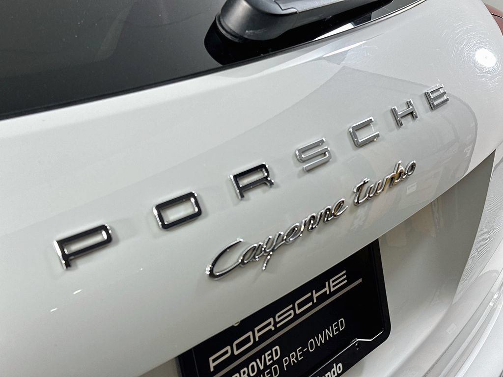 Used 2015 Porsche Cayenne Turbo AWD/4WD image 33