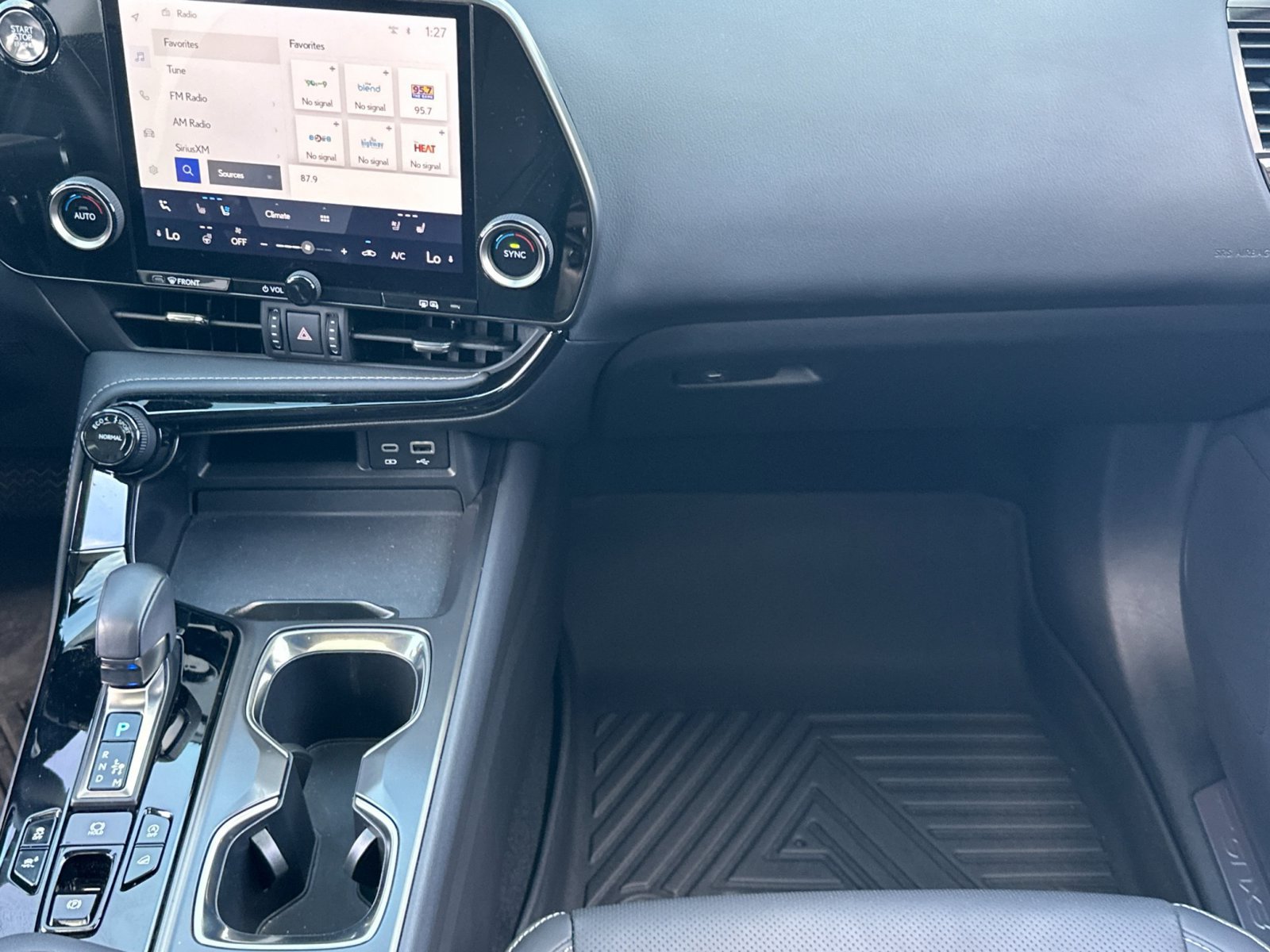 Used 2024 Lexus NX 250 AWD w/ Cold Area Package image 24