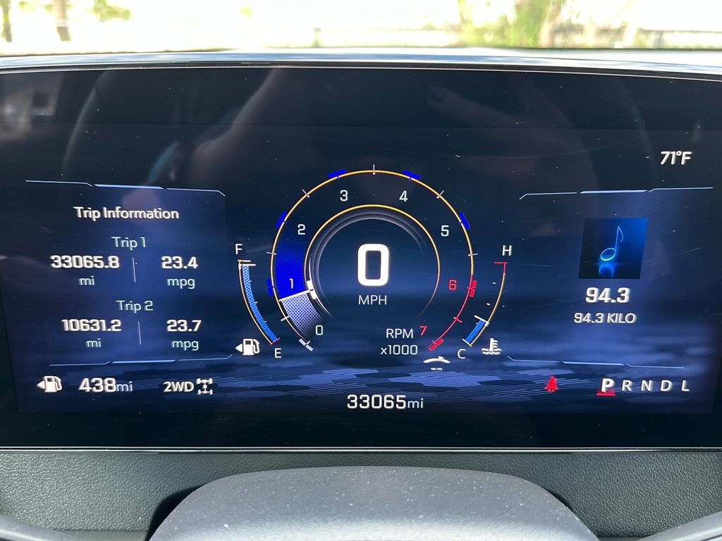 Used 2025 Chevrolet Traverse LT AWD/4WD image 12