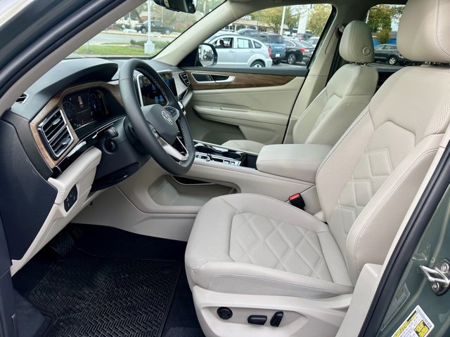 New 2026 Volkswagen Atlas SE image 12