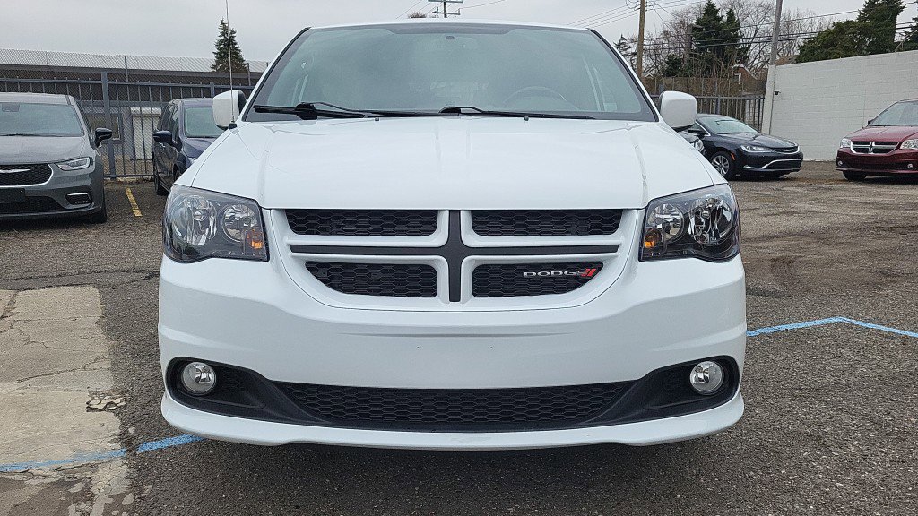 Used 2018 Dodge Grand Caravan GT FWD image 4