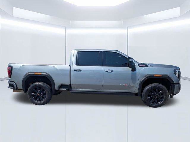 Used 2024 GMC Sierra 2500 AT4 w/ Technology Package AWD/4WD image 3