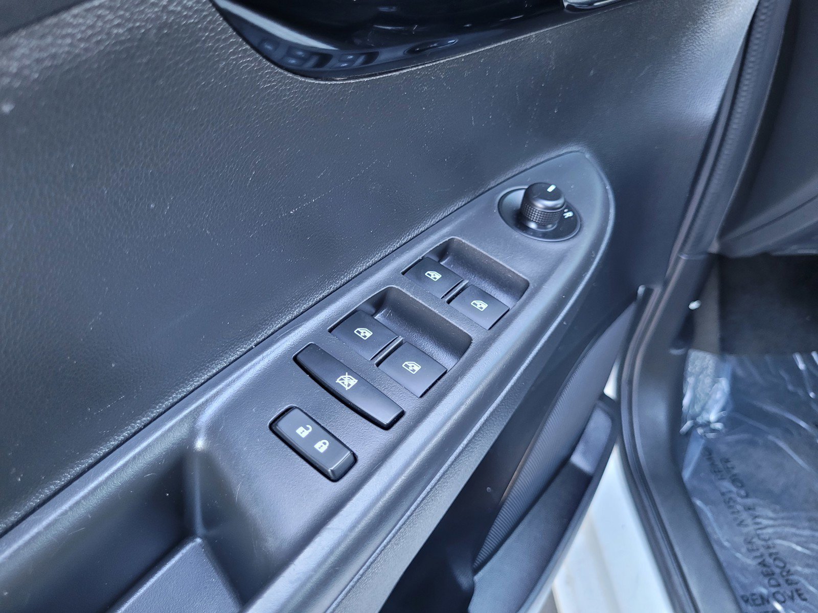 Used 2022 Chevrolet Spark LT FWD image 27