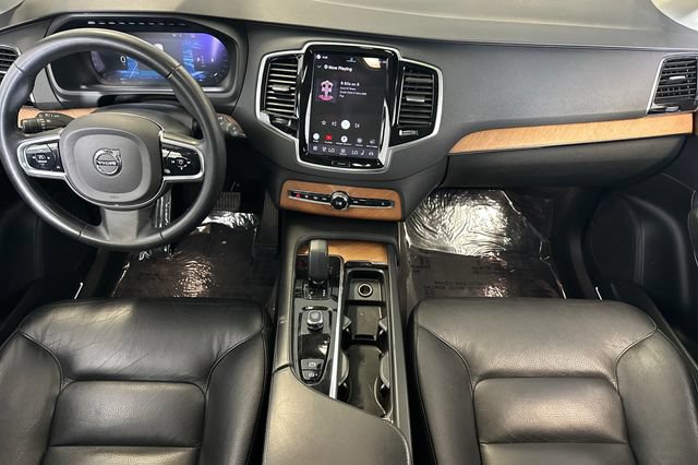 Used 2023 Volvo XC90 B5 Plus AWD/4WD image 16