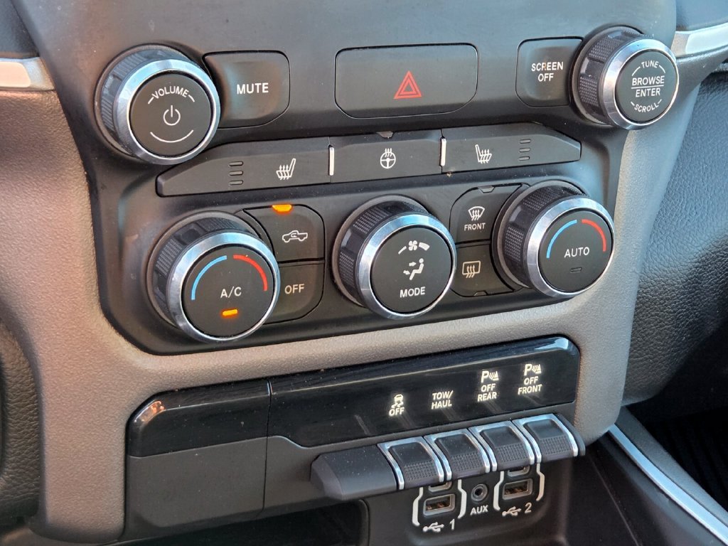 Used 2021 RAM 1500 Big Horn RWD image 31