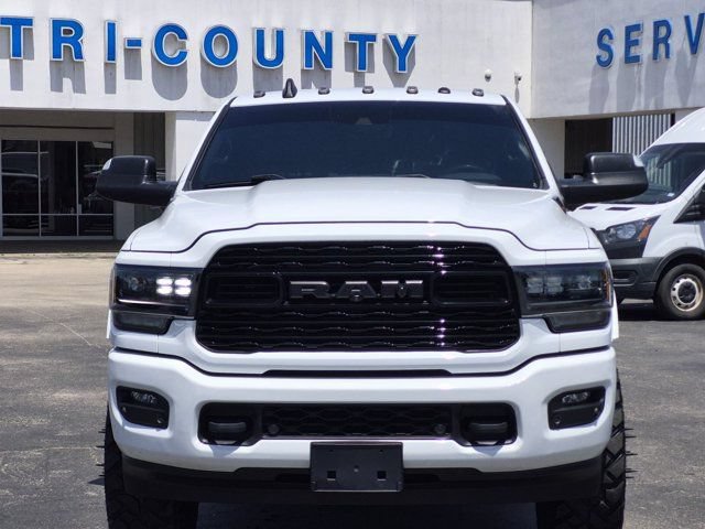 Used 2022 RAM 3500 Limited AWD/4WD image 2