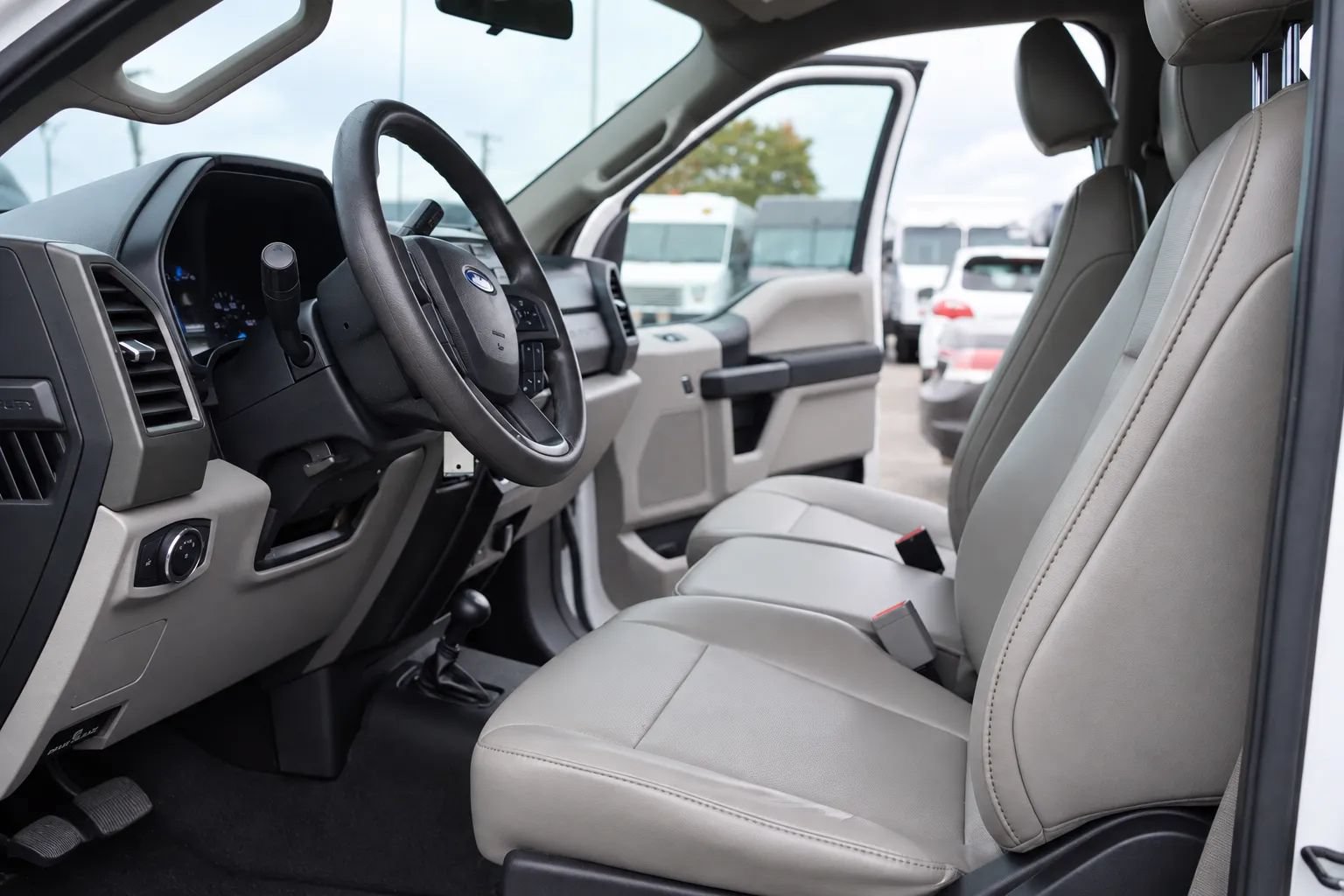 Used 2019 Ford F450 XL w/ Power Equipment Group AWD/4WD image 15