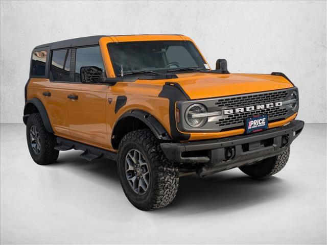 Used 2021 Ford Bronco Badlands image 3
