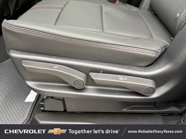 New 2025 Chevrolet Suburban Premier AWD/4WD image 33