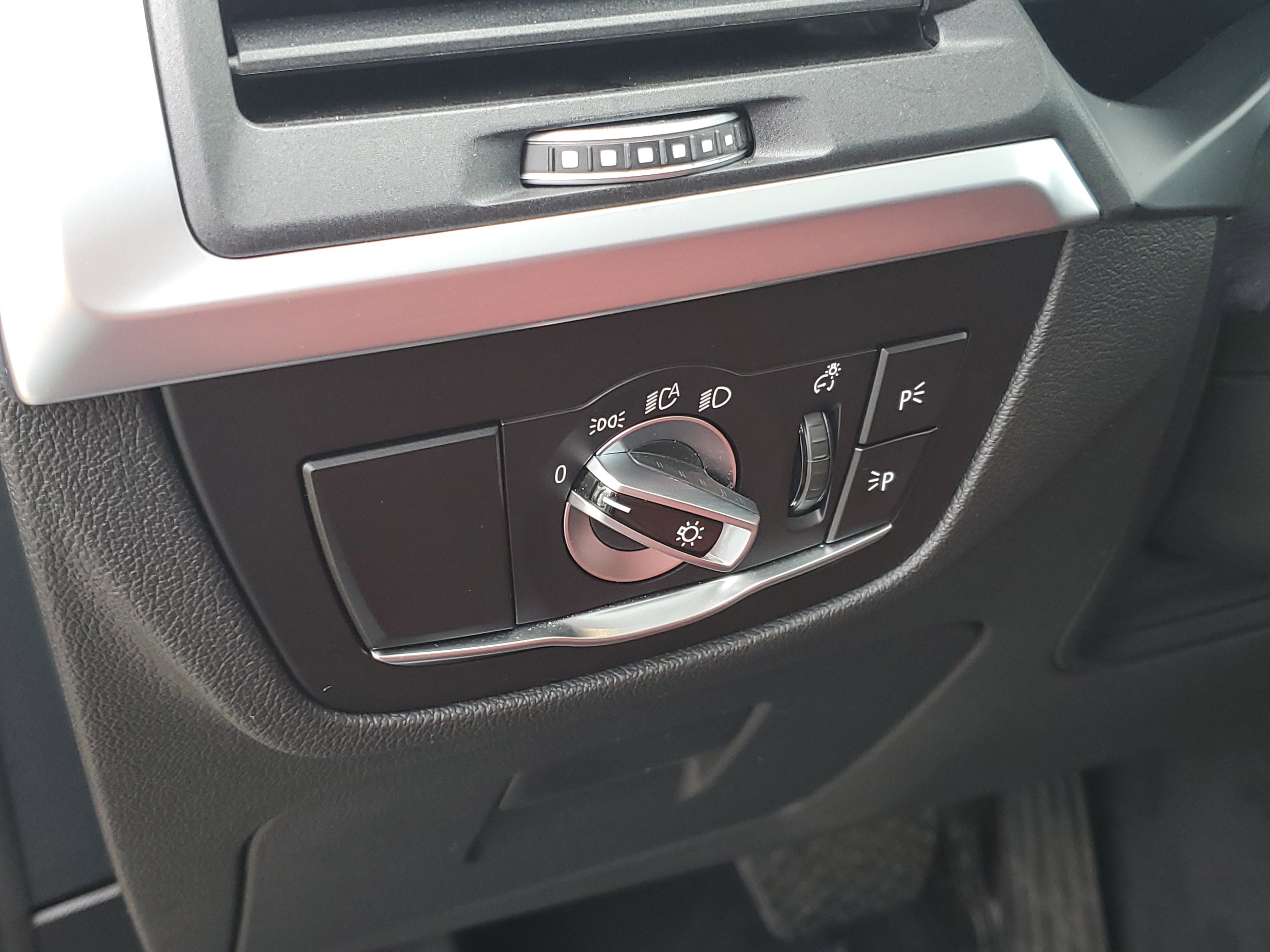 Certified 2024 BMW X3 xDrive30i w/ Premium Package image 11