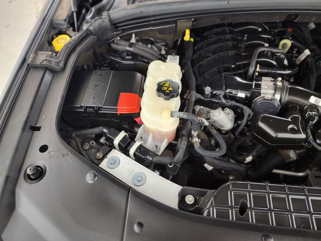 Used 2022 Jeep Grand Cherokee L Limited w/ MOPAR Finishing Package image 39