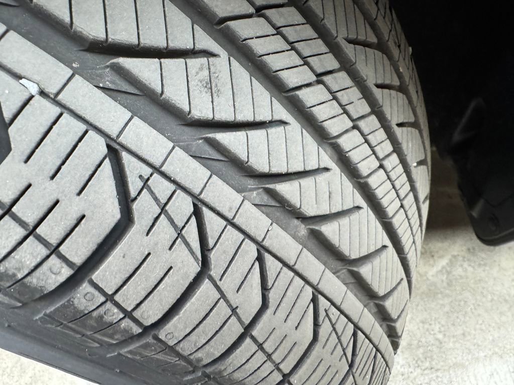 Used 2026 Mercedes-Benz GLB 250 4MATIC image 29