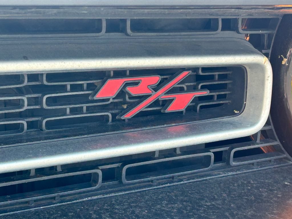 Used 2018 Dodge Challenger R/T RWD image 11