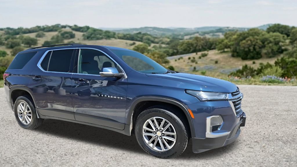 Used 2023 Chevrolet Traverse LT AWD/4WD image 1