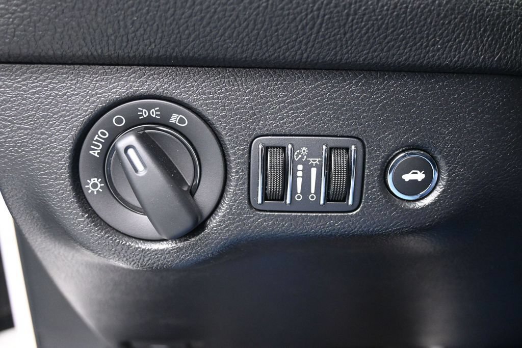 Used 2023 Dodge Challenger GT RWD image 14