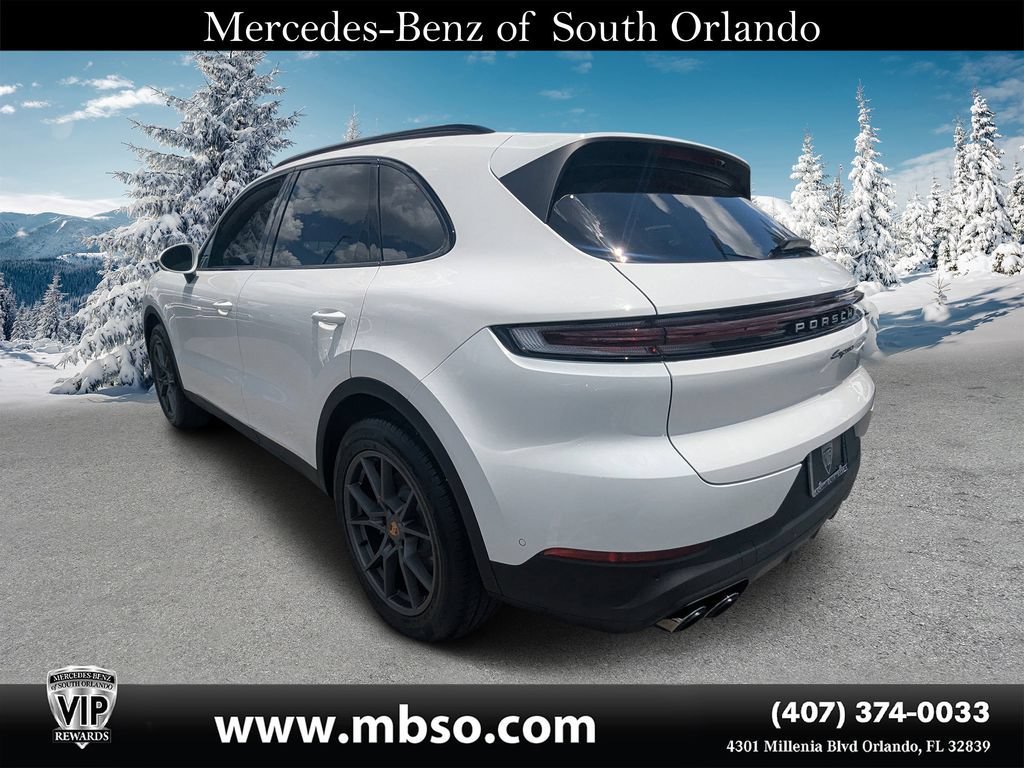 Used 2026 Porsche Cayenne AWD/4WD image 14