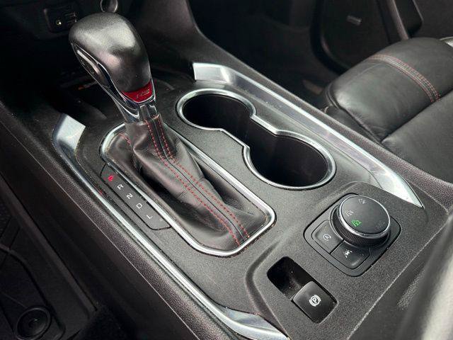 Used 2023 Chevrolet Traverse RS AWD/4WD image 11